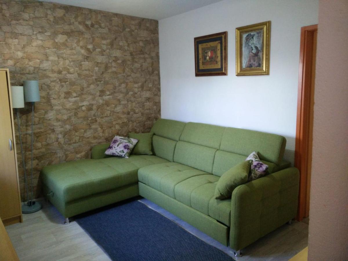 Apartments Babaja 特罗吉尔 外观 照片